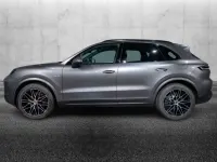 Usata Porsche Cayenne 470 CV (345 kW) 2024 Grigio SUV