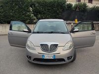 Usata Lancia Ypsilon 75 CV (55 kW) 2007 Grigio Utilitaria