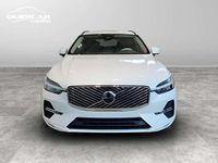 Nuova Volvo XC60 Core 250 CV (183 kW) 2025 Cristal white pearl SUV