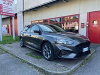 Usata Ford Focus ST-Line 120 CV (88 kW) 2020 Grigio Berlina