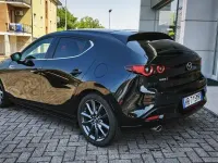 Usata Mazda 3 140 CV (102 kW) 2026 Jet black Berlina