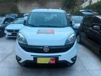 Usata Fiat Doblò Lounge 90 CV (66 kW) 2015 Bianco Monovolume