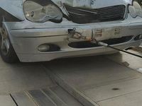 Usata Mercedes C180 139 CV (102 kW) 2001 Grigio Berlina