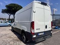 Usata Iveco Daily 116 CV (85 kW) 2021 Bianco Monovolume