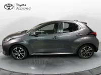 Usata Toyota Yaris Comfort 115 CV (84 kW) 2021 Grigio Utilitaria