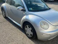 Begagnad VW New Beetle 2001 Grå Halvkombi