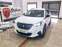 Usata Peugeot 2008 Allure 130 CV (95 kW) 2022 Bianco SUV