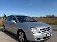 Usata Opel Vectra Elegance 125 CV (91 kW) 2005 Grigio Berlina