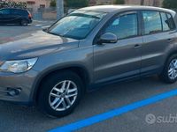Usata VW Tiguan 140 CV (102 kW) 2008 Grigio SUV