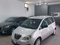 Usata Lancia Musa 95 CV (69 kW) 2012 Grigio Monovolume