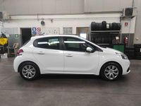 Usata Peugeot 208 Active 68 CV (50 kW) 2019 Bianco Utilitaria