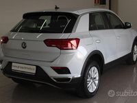 Usata VW T-Roc Business 149 CV (109 kW) 2021 Grigio SUV