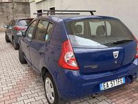 Usata Dacia Sandero Ambiance 75 CV (55 kW) 2009 Berlina