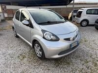 Usata Toyota Aygo 67 CV (49 kW) 2008 Grigio Utilitaria