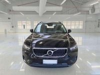 Usata Volvo XC40 Momentum 129 CV (94 kW) 2021 Nero SUV