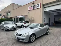 Usata Mercedes SLK200 163 CV (119 kW) 2006 Argento Cabrio
