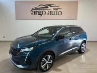 Usata Peugeot 3008 Allure 131 CV (96 kW) 2023 Blu/azzurro SUV