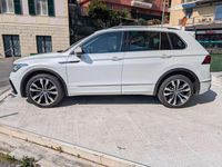 Usata VW Tiguan R-line 200 CV (147 kW) 2021 Bianco perlato SUV