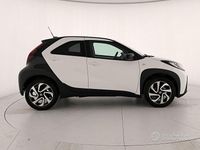 Nuova Toyota Aygo X Trend 72 CV (52 kW) 2025 Super white & black met SUV