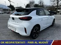 Usata Opel Corsa 101 CV (74 kW) 2024 Bianco Utilitaria