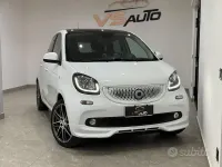 Usata Smart ForFour Brabus 109 CV (80 kW) 2018 Bianco Utilitaria