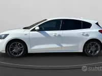 Usata Ford Focus ST-Line 120 CV (88 kW) 2021 Bianco Berlina