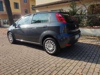 Usata Fiat Punto Lounge 69 CV (50 kW) 2017 Grigio Utilitaria