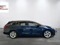 Usata Opel Astra Elegance 131 CV (96 kW) 2020 Blu Station wagon