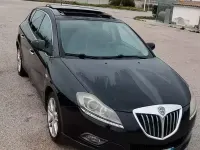 Usata Lancia Delta 120 CV (88 kW) 2009 Nero Utilitaria