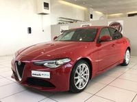 Usata Alfa Romeo Giulia Tech Edition 160 CV (117 kW) 2020 Rosso Berlina