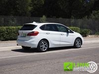 Usata BMW 218 Active Tourer Advantage 150 CV (110 kW) 2015 Bianco Monovolume