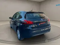 Usata Peugeot 308 131 CV (96 kW) 2019 Blu/azzurro Berlina