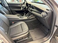 Occasion Alfa Romeo Stelvio Executive 190 ch (139 kW) 2019 Gris SUV