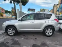 Usata Toyota RAV4 Luxury 150 CV (110 kW) 2009 Grigio SUV