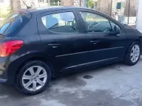Usata Peugeot 207 90 CV (66 kW) 2007 Nero Berlina