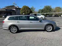 Usata VW Passat Business 120 CV (88 kW) 2017 Grigio Station wagon