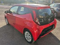 Usata Toyota Aygo X-play 72 CV (52 kW) 2021 Pastello Utilitaria