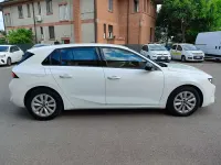 Usata Opel Astra Edition 110 CV (80 kW) 2024 Arktis white Berlina