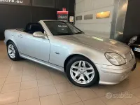 Usata Mercedes SLK320 Edition 218 CV (160 kW) 2004 Nero Cabrio