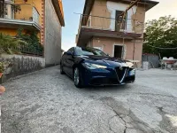 Usata Alfa Romeo Giulia Super 150 CV (110 kW) 2018 Blu Berlina