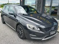 Usata Volvo V60 R-Design Momentum 181 CV (133 kW) 2015 Nero Station wagon