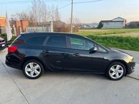 Usata Opel Astra 110 CV (80 kW) 2013 Nero Station wagon