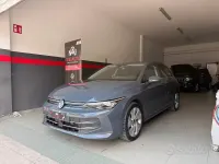 Usata VW Golf VIII Style 150 CV (110 kW) 2025 Grigio Station wagon