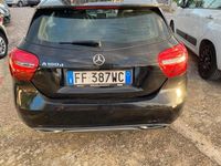 Usata Mercedes A180 109 CV (80 kW) 2016 Nero Berlina
