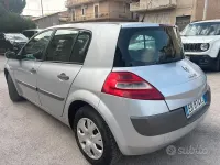 Usata Renault Mégane II 106 CV (77 kW) 2007 Grigio Berlina