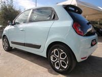 Usata Renault Twingo Equilibre 30 kW (42 CV) 2023 Azzurro nuvola Utilitaria