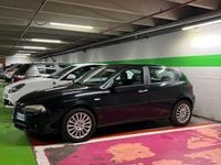 Usata Alfa Romeo 147 120 CV (88 kW) 2009 Nero Utilitaria