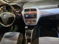 Usata Fiat Grande Punto 65 CV (47 kW) 2005 Utilitaria