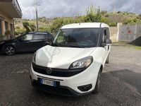 Usata Fiat Doblò Lounge 120 CV (88 kW) 2019 Monovolume
