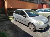 Usata Ford Fiesta 80 CV (58 kW) 2002 Grigio Utilitaria